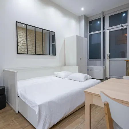 Loft 2 Bedroom Marais, Notre Dame Ac By Lcc Agency * Parigi